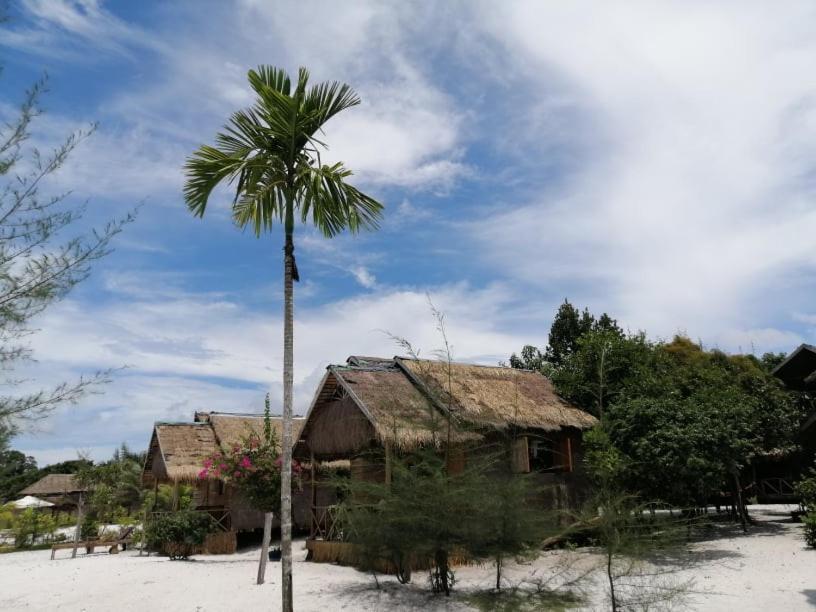 Green Blue Beach Hostel Koh Rong Sanloem Εξωτερικό φωτογραφία