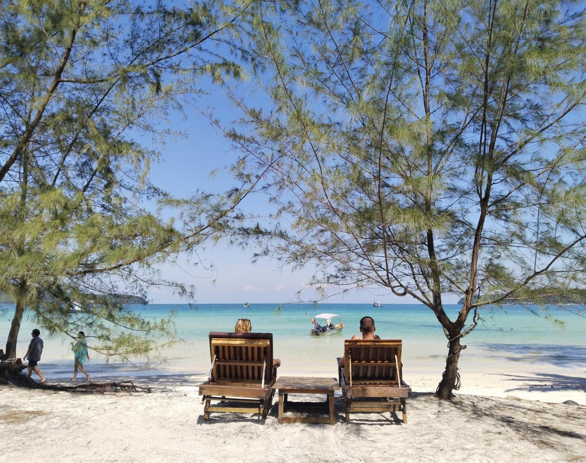Green Blue Beach Hostel Koh Rong Sanloem Εξωτερικό φωτογραφία