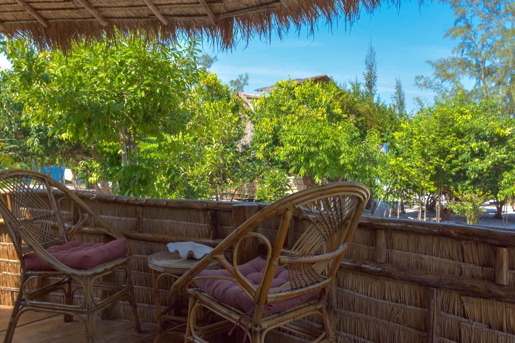 Green Blue Beach Hostel Koh Rong Sanloem Εξωτερικό φωτογραφία